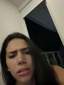 Snapshot of lexxy_g chatting on May 27, 1:57 am lexxy g online show from May 27, 1:57 am