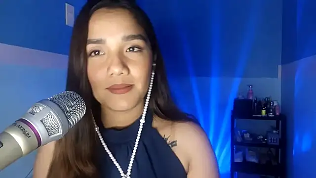 AnneHanacek online show from May 11, 1:01 pm
