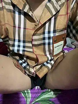 Sweet peachyy online show from May 8, 11:19 pm