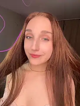 jenniferwalkers online show from June 2, 9:59 pm