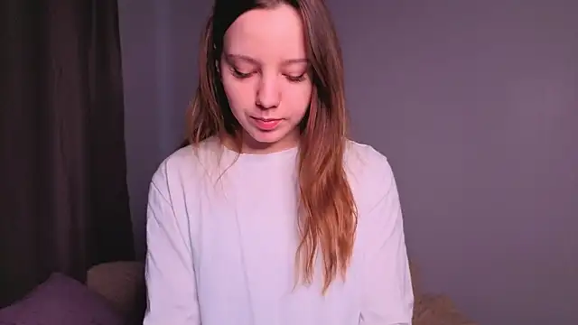 lolytaberry online show from May 25, 2:11 am