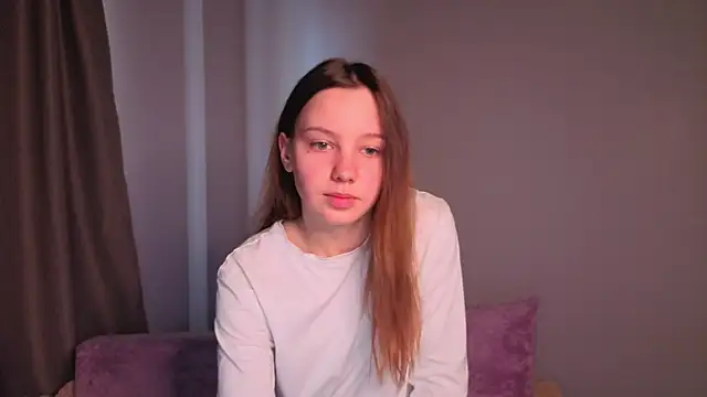 lolytaberry online show from May 8, 1:53 am