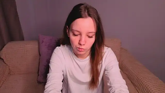 lolytaberry online show from May 31, 1:22 am