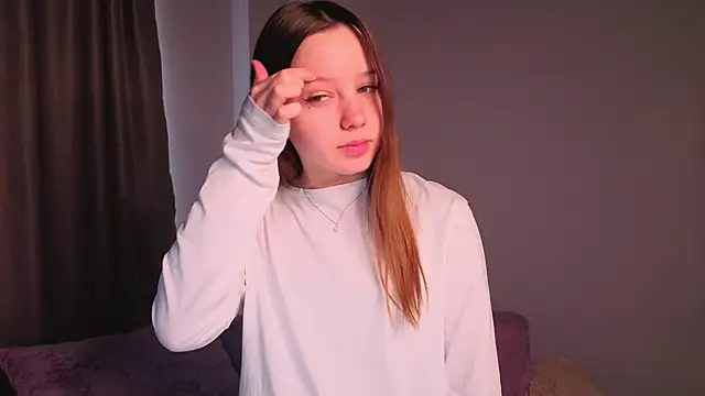 lolytaberry online show from May 16, 1:59 am