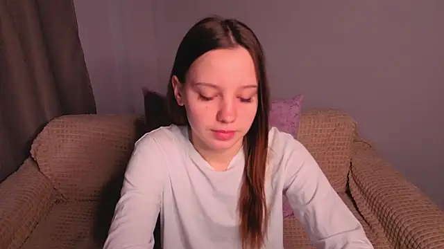 lolytaberry online show from June 2, 1:38 am