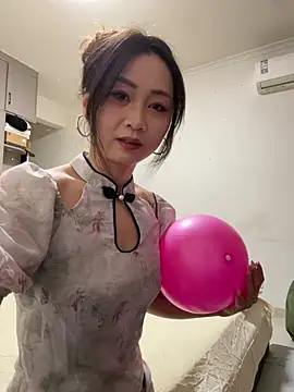 Snapshot of huihui_520 chatting on May 29, 7:47 am huihui 520 online show from May 29, 7:47 am