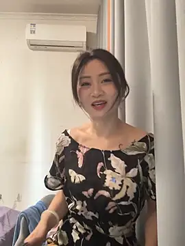 Snapshot of huihui_520 chatting on May 11, 5:53 am huihui 520 online show from May 11, 5:53 am