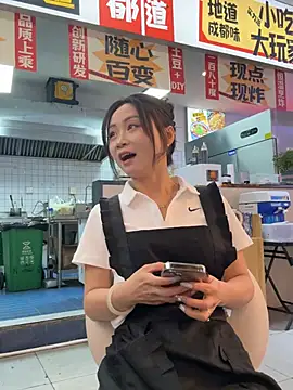 Snapshot of huihui_520 chatting on May 13, 3:46 am huihui 520 online show from May 13, 3:46 am