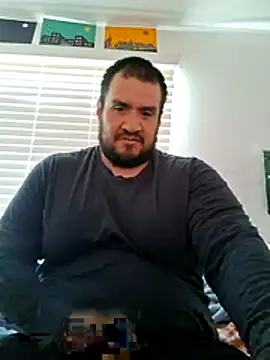 Snapshot of Almircorral2211 chatting on June 11, 9:12 pm Almircorral2211 online show from June 11, 9:12 pm