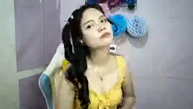 Snapshot of FerminaBoutwell chatting on May 29, 2:23 pm FerminaBoutwell online show from May 29, 2:23 pm
