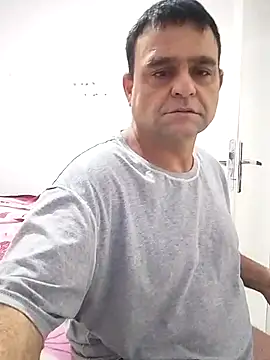 Snapshot of CasalCoupeBrasil chatting on July 6, 4:41 am CasalCoupeBrasil online show from July 6, 4:41 am