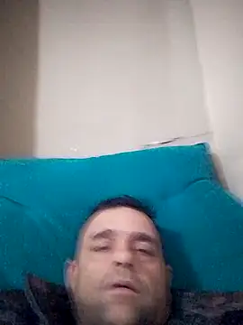 Snapshot of CasalCoupeBrasil chatting on June 18, 4:00 am CasalCoupeBrasil online show from June 18, 4:00 am