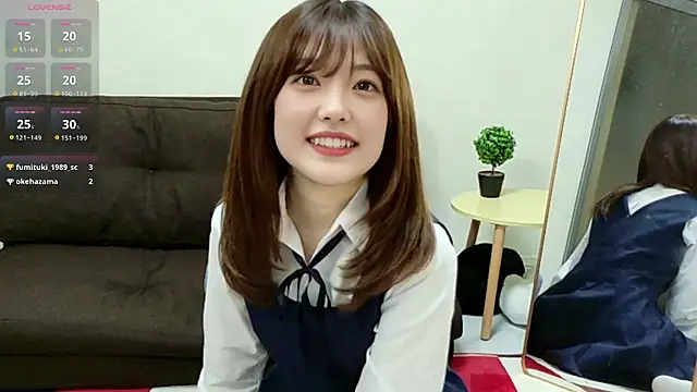Snapshot of Tsukichan_ chatting on June 7, 2:28 am Tsukichan online show from June 7, 2:28 am