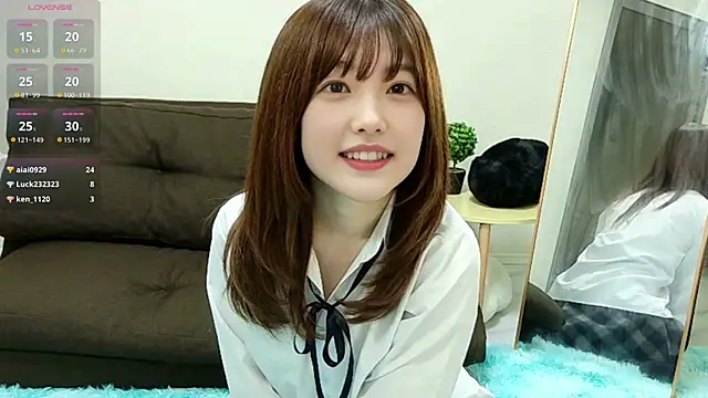 Snapshot of Tsukichan_ chatting on June 30, 2:33 am Tsukichan online show from June 30, 2:33 am