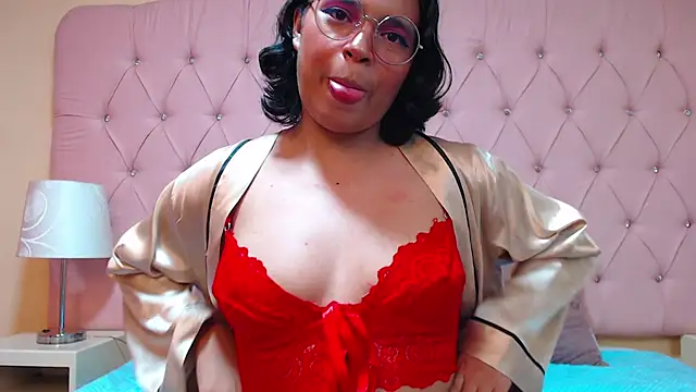 Snapshot of Emmaa_Lexx chatting on May 29, 2:06 am Emmaa Lexx online show from May 29, 2:06 am