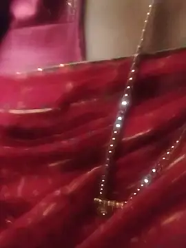 Snapshot of Komal_Bhabhi4u chatting on May 13, 1:18 pm Komal Bhabhi4u online show from May 13, 1:18 pm