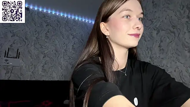 HinaDesire online show from June 1, 9:58 pm