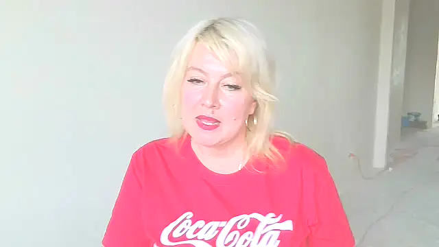 MollyyJoyy online show from May 15, 2:59 pm