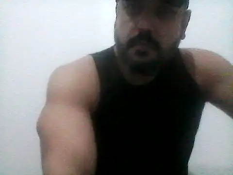 Snapshot of stallony chatting on May 10, 11:50 pm stallony online show from May 10, 11:50 pm