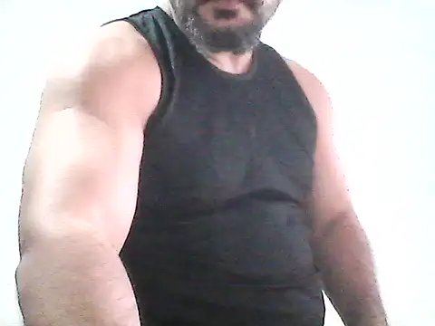 Snapshot of stallony chatting on June 1, 2:28 pm stallony online show from June 1, 2:28 pm