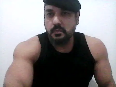 Snapshot of stallony chatting on June 2, 3:17 am stallony online show from June 2, 3:17 am