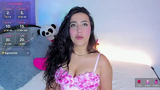 Snapshot of my__aleja chatting on May 30, 2:29 am my aleja online show from May 30, 2:29 am