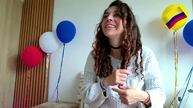 alissonandree online show from June 30, 5:02 pm