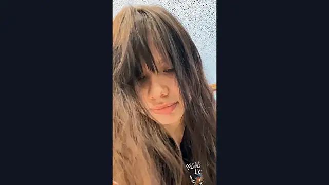 EmilyMercurial online show from June 27, 2:01 pm