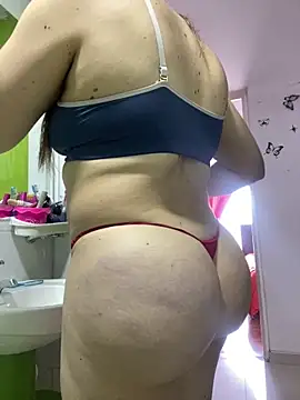 queen silvanna online show from May 29, 2:56 pm