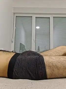 kurdishboy69 online show from May 28, 9:21 pm