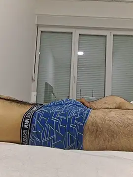 kurdishboy69 online show from June 9, 11:17 pm