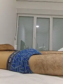 kurdishboy69 online show from June 10, 11:17 pm