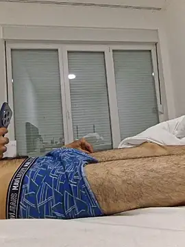 kurdishboy69 online show from June 8, 11:05 pm