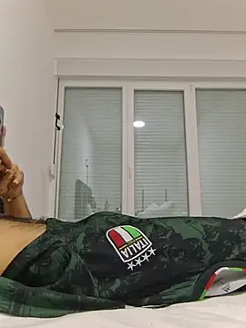 kurdishboy69 online show from June 16, 8:42 pm