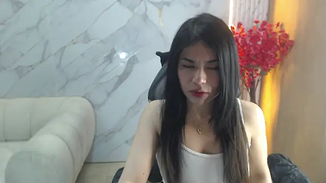 Jade tf online show from May 31, 1:17 pm