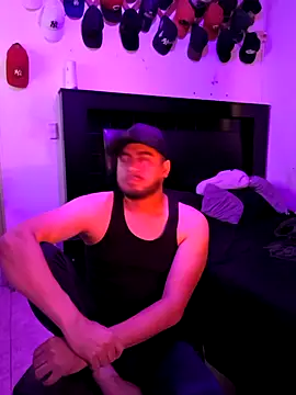 JuanditoXCulichiHot online show from May 8, 12:36 am