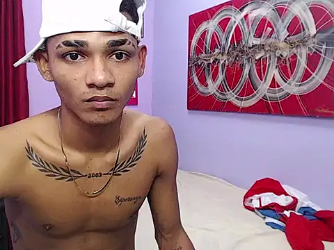 black twinks online show from May 14, 4:09 am