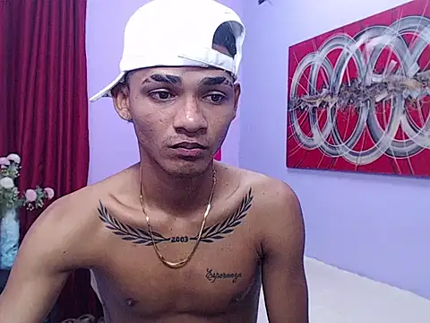 black twinks online show from May 16, 2:43 am