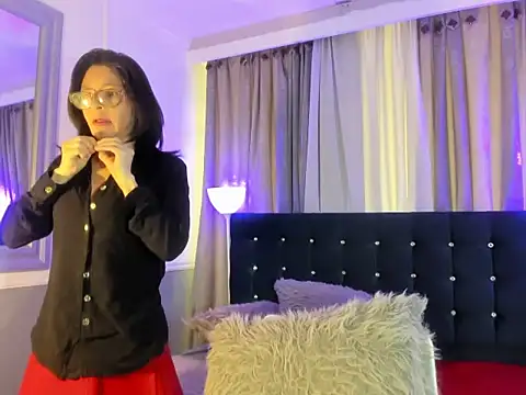 lena gray online show from May 26, 1:31 pm