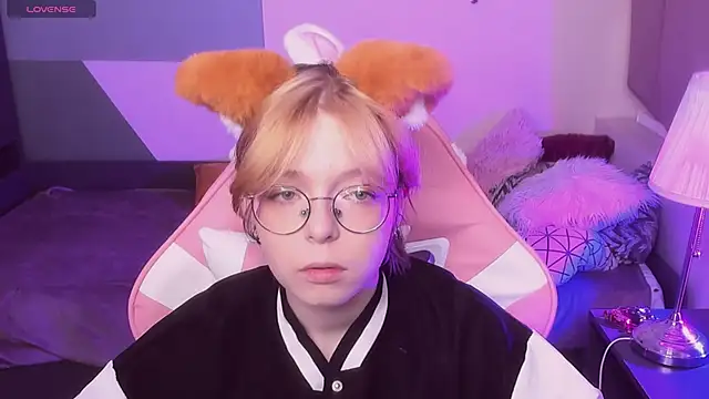 FoxxyyPolly online show from May 29, 5:24 am