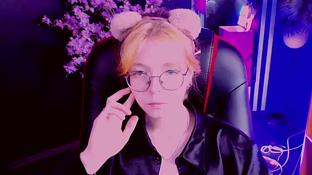 FoxxyyPolly online show from May 22, 5:49 am