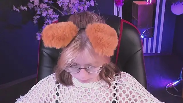 FoxxyyPolly online show from May 26, 5:38 am