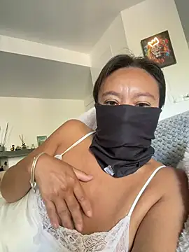 CamGirlToes online show from May 23, 8:02 am