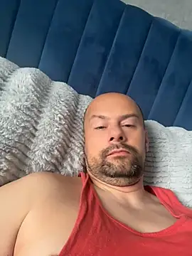 NakedAndrewHot online show from June 6, 6:40 am