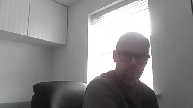 NakedAndrewHot online show from May 11, 10:49 am