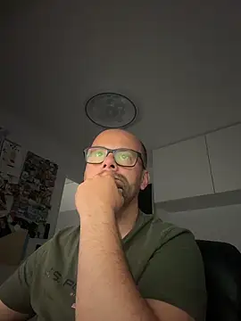 NakedAndrewHot online show from June 28, 10:27 pm
