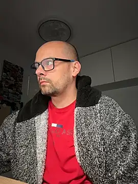 NakedAndrewHot online show from June 7, 9:53 pm