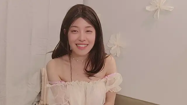 Snapshot of sakura-ch- chatting on July 15, 9:11 pm sakura-ch- online show from July 15, 9:11 pm