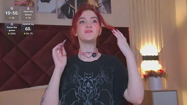 LexiBellee online show from May 23, 6:40 pm