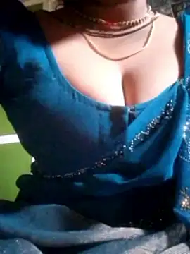 Aashiya khan0 online show from May 7, 10:40 am